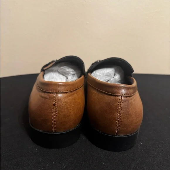Kenneth Cole Men's Stay Loafer - Picture 3 of 4